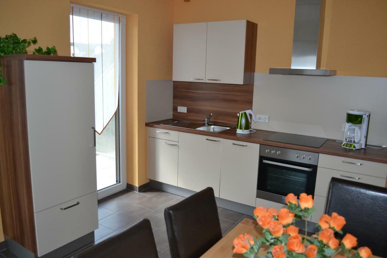 Gaestehaus Weingut Mathy-Schanz Osann-Monzel Exteriör bild
